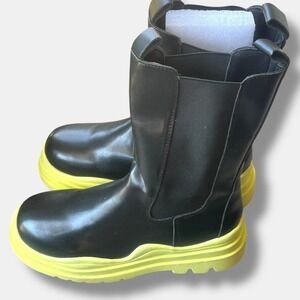 Black Chunky Platform Chelsea Boots Neon Sole Size 40 (US 9)